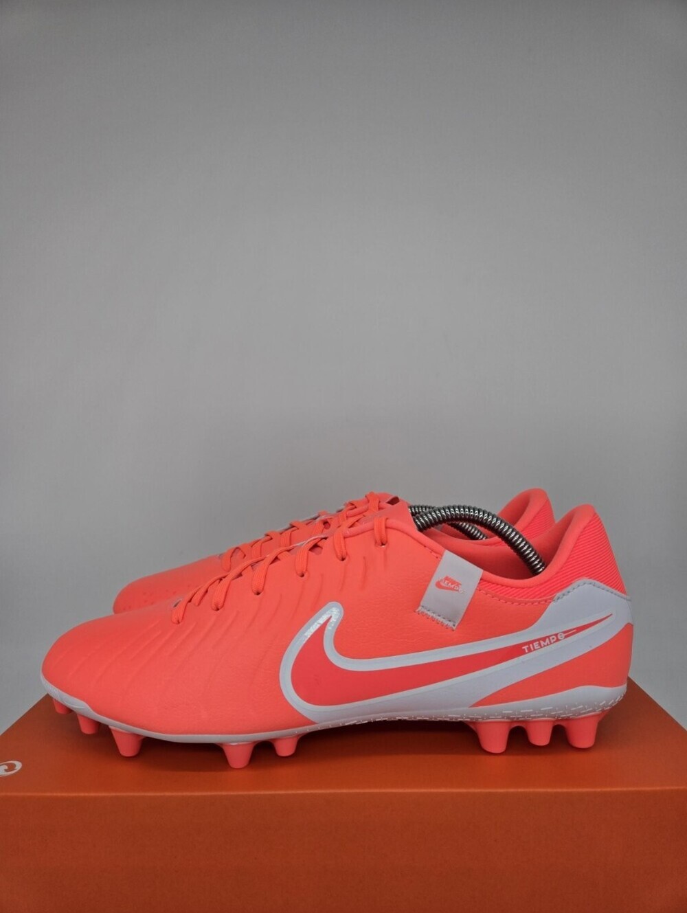 Nike Men's Tiempo Legend 10 Academy AG Mad Energy Pack Soccer Cleats Size 10